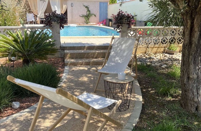 Air-conditioned house with private pool 8 km from Narbonne
