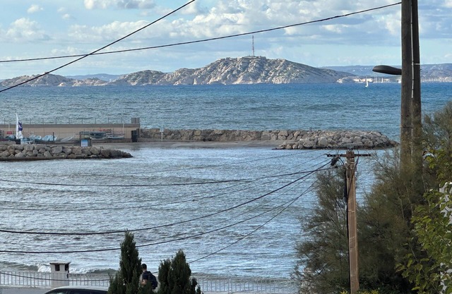 Air-conditioned villa 2 minutes from Pointe Rouge beach