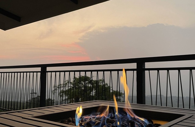 Aire de San Vicente, City View, Private Deck