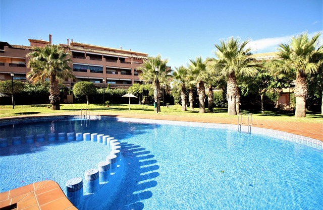 Airy three-bedroom apartment in Cabo de Palos