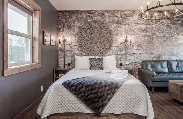 Al Capone-Inspired Hideaway