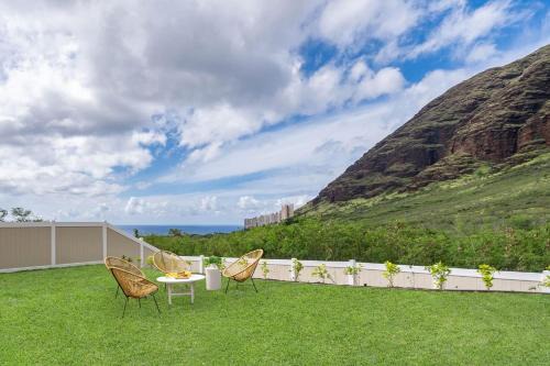Alaula by AvantStay Gated Security Home w Valley Ocean Views