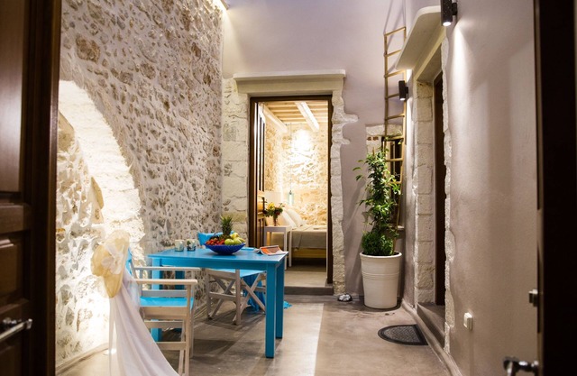 Alice Residence - Two Storey Luxury Residence in the Heart of Rethymno Old Town