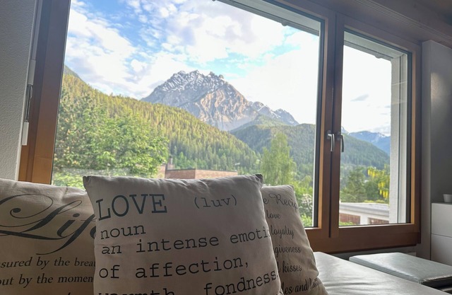 All-around mountain view 3-bedroom house in Scuol - garden/balcony/garage
