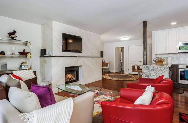 All Seasons | B1 - 2 Bedroom Platinum