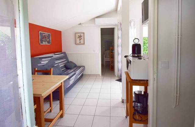 Alouette - Village de 10 gîtes, style chalets en pin