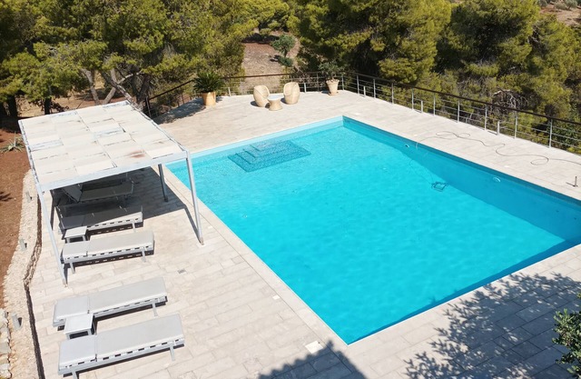 AlphaVilla – Relax in this quiet location with beautiful sea views. Welcome!