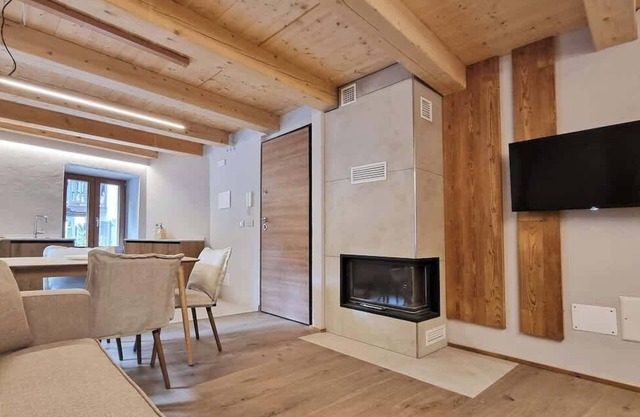 Alpine Cozy Nook Summ