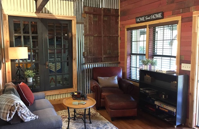 Al’s Auto Attic - Long Term Rental Discount Available