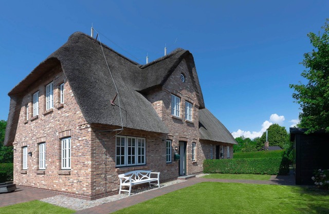 Alt Wrixum House 1