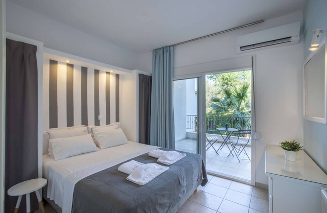 Alterra Vita Apartments: Apartment with Sea View (sleeps 4)