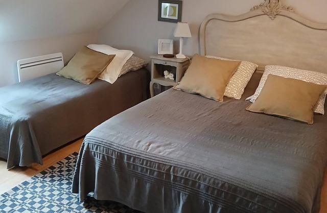 'Althéa 3p' Guest Room with Shared Garden and Wi-Fi