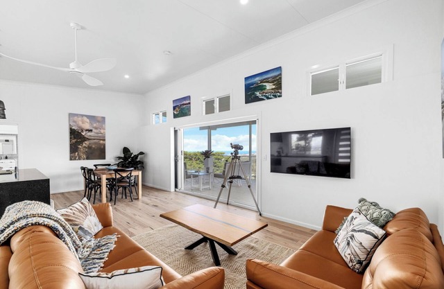 Altitude - Pet-Friendly, Romantic, Accessible