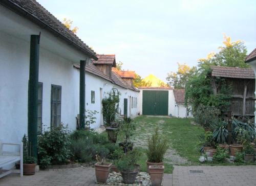 Am Ziegenhof