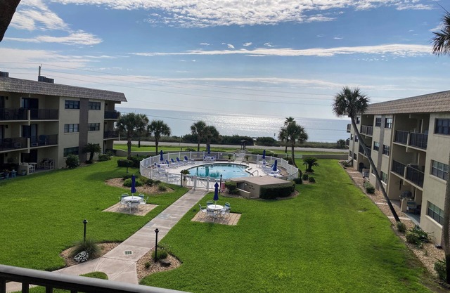 Amazing 2BR/2Bath Ormond Beach Condo with fabulous views!