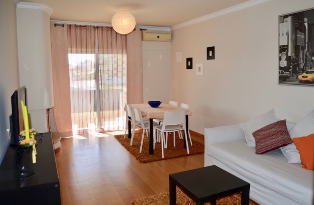 Amazing apartment, WiFi, near Faro airport and Beach!