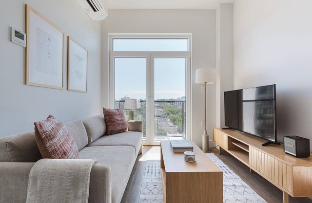 Amazing Boerum Hill 2BR w/Elev & Gym, nr Entertainment, by Blueground