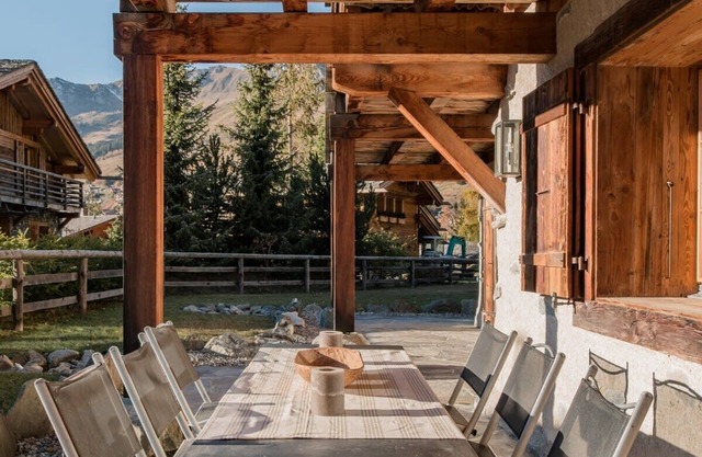 Amazing Chalet With Beautiful Jupiter Views