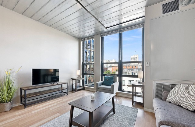 Amazing Condo in the Heart of Ann Arbor 319