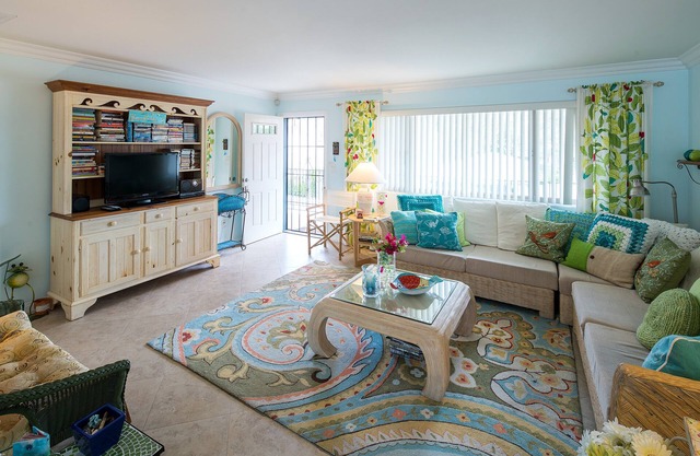 Amazing Coronado Condo, 1 Block from Beach and Village