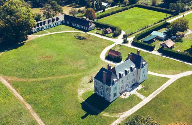 Amazing home in LIGNY LE RIBAULT