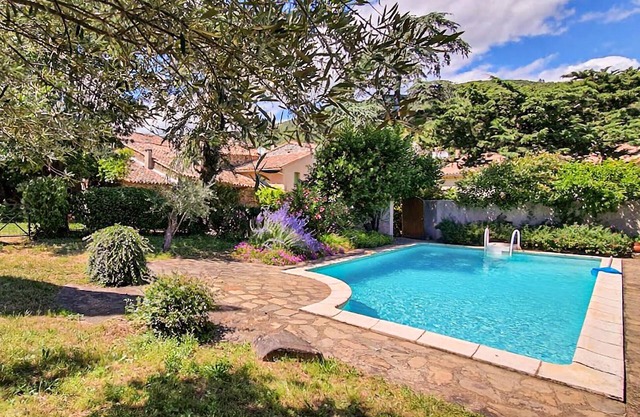 Amazing home in Berlou