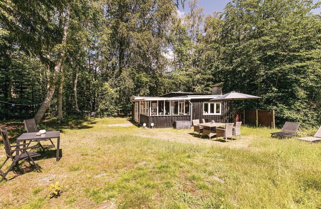 Amazing home in Rønne with WiFi