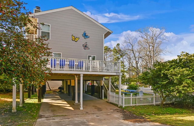 AMAZING Home in the Heart of the VB Resort Area walk to the Oceanfront.