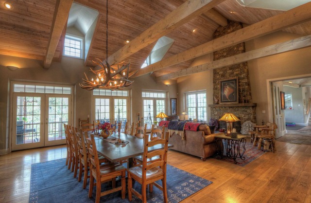 Amazing Home on 7 Acres - 20 Min. to DGO - Fire Pit - Views/AC