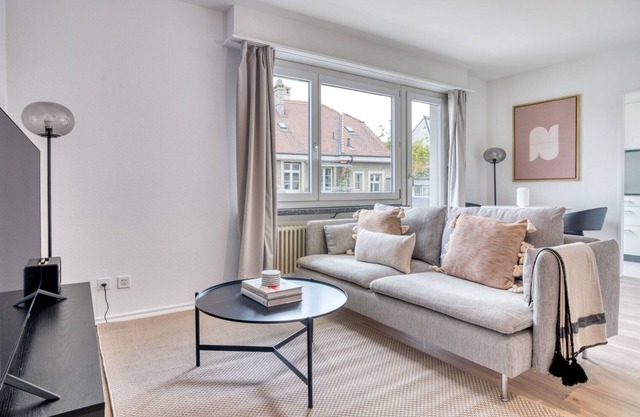 Amazing Iselin 1 Room w/Storage, 1min to Local Market, by Blueground