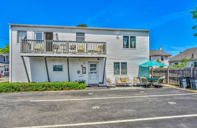 AMAZING OCEANVIEW SERENITY COTTAGE 3 BED 2BATH SPECTACULAR BEACHFRONT ON OOB