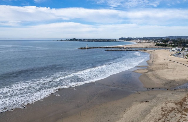 Amazing Twin Lakes Beach Views