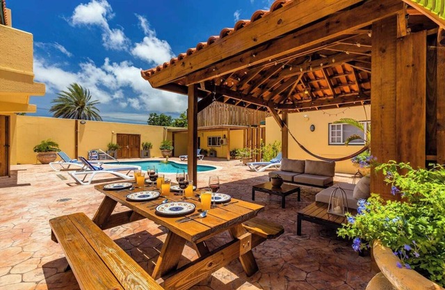 Amazing Villa near Beach & Attractions ~ Prvt Pool