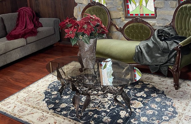 Amazingly huge Artisan house/studio on 10 acres in Kurrajong Hills. Pet friendly