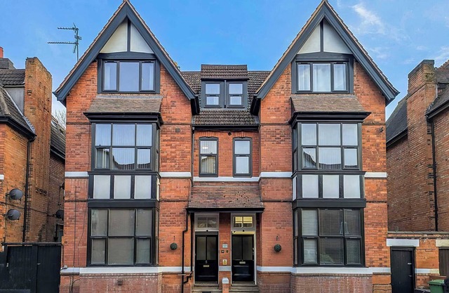 Amber Suite Moseley Birmingham StayStaycations
