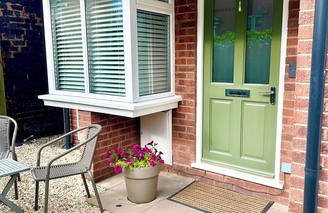 Amblecote Glass Quarter Apartment