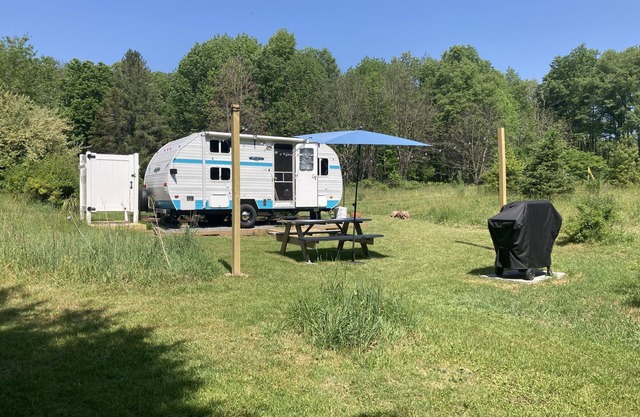 Amenity filled camper with direct Delaware River Access