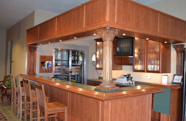 AmericInn by Wyndham Maquoketa