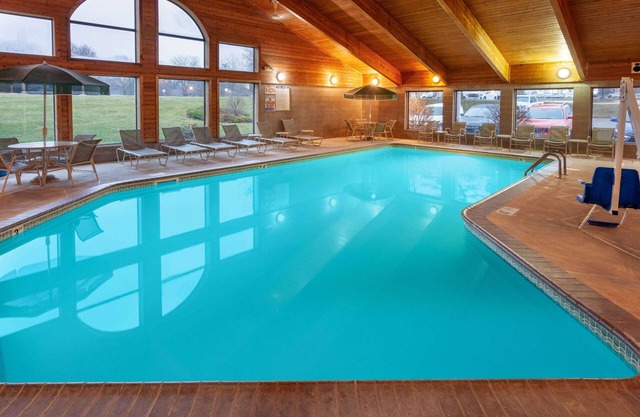 AmericInn by Wyndham Peoria