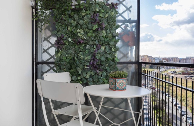 Amoretti Apartment, 6 people, 3 bedrooms, 2 bathrooms, Wi-Fi, Metro B Monti Tiburtini