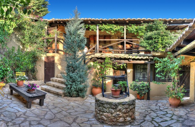 Ampelos Estate - The Studio