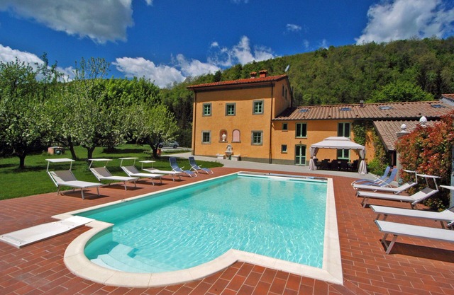 An Old Bishop's House, Now a Charming Holiday Villa for 10/14 Guests in a Mosquito Free Area between Florence and Lucca