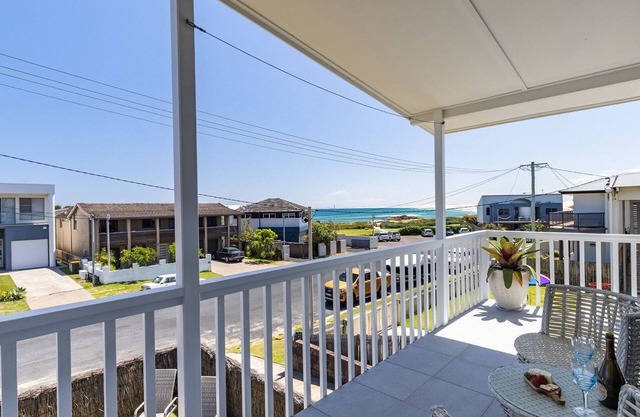 Anna Bay Beach Shack, 44 Ocean Avenue - fantastic 2 storey house with spectacular views
