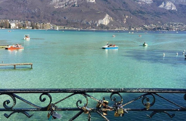 ANNECY LA FERME DE QUINTAL indoor heated pool