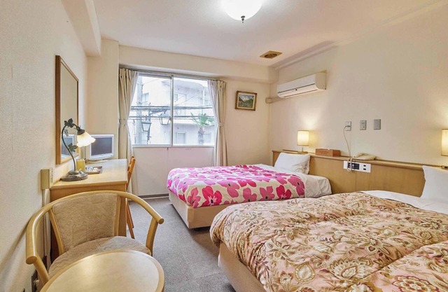 Annex building Smoking Twin Free WiFi availabl/Kumagaya Saitama