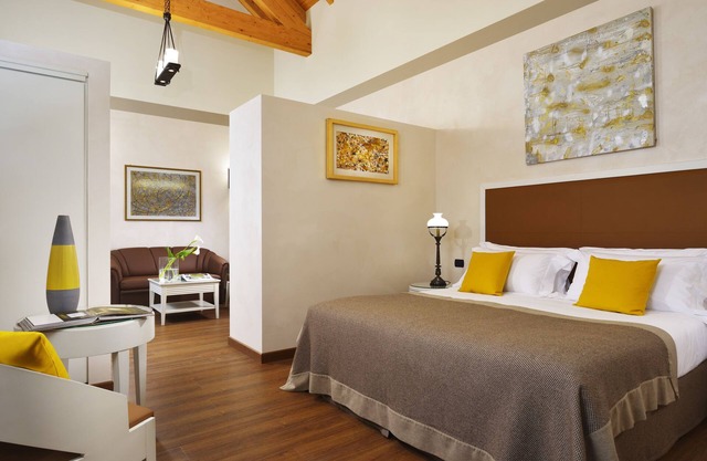 Announcements Junior Suite in the new Stables