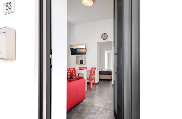 APART HOTEL GANZIRRI Cozy home within walking distance of the sea and lake