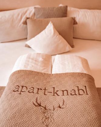 Apart Knabl