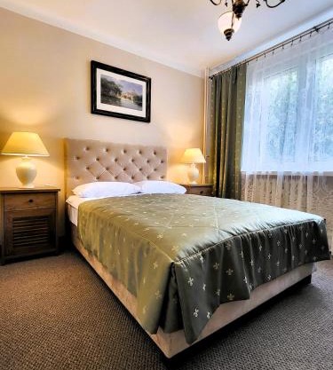 Apartament przy Parku Saskim (600 metrów od Ratusza)