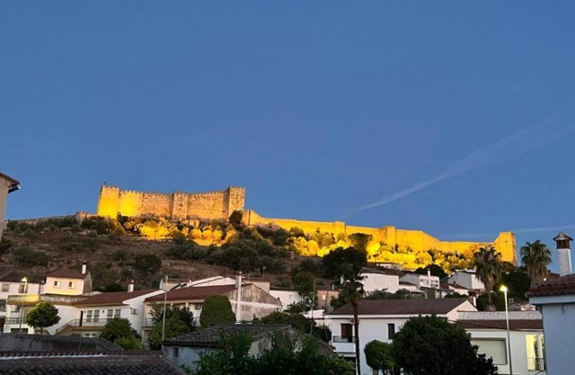 Apartamento en casco histórico con vistas al castillo de Trujillo
